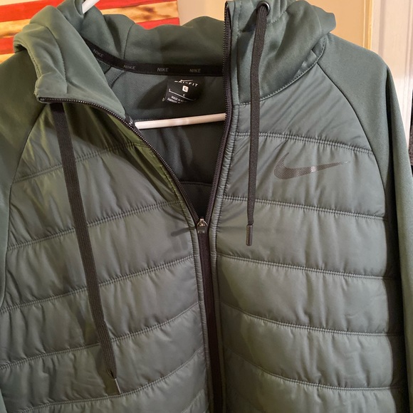 nike therma winterized jacket